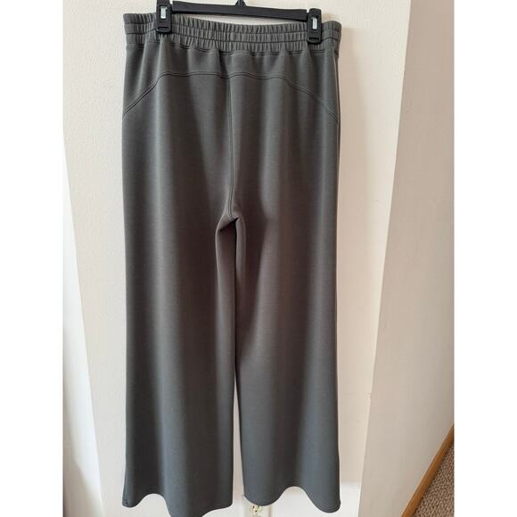 π Spanx AirEssentials Wide-Leg Lounge Pants β Olive Green, Size XL π - Picture 10 of 10